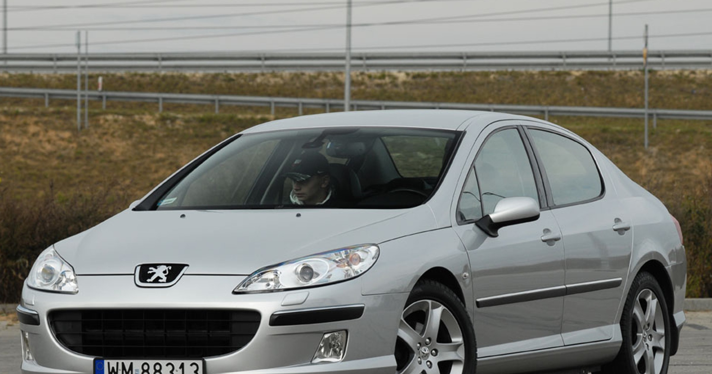 Peugeot 407 2.0 HDI: Pociąga i odstrasza