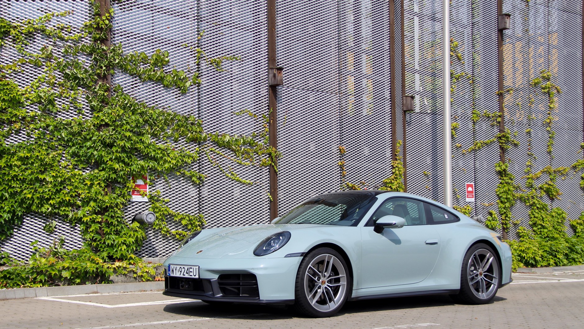 Porsche 911 Carrera (992.2)