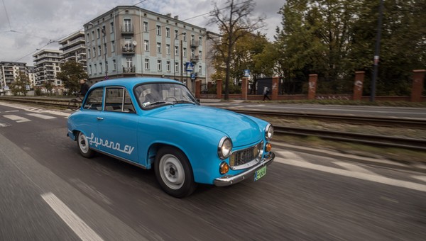 Syrena 105 EV - klasyczna Syrena na prąd
