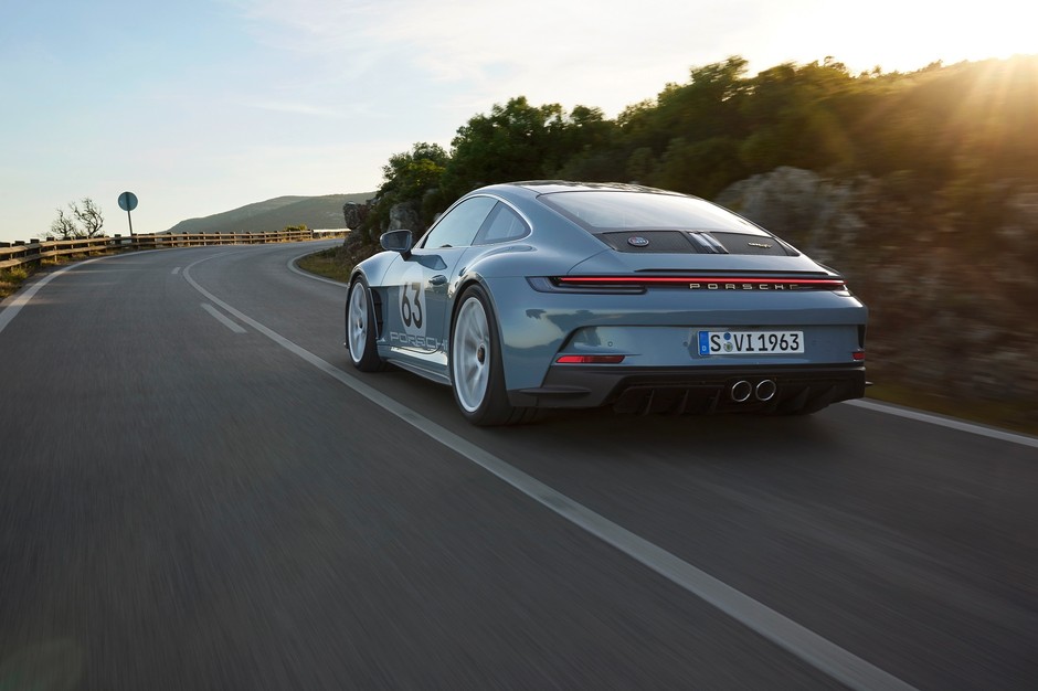 Porsche 911 S/T, czyli "skromny" prezent na 60. urodziny modelu