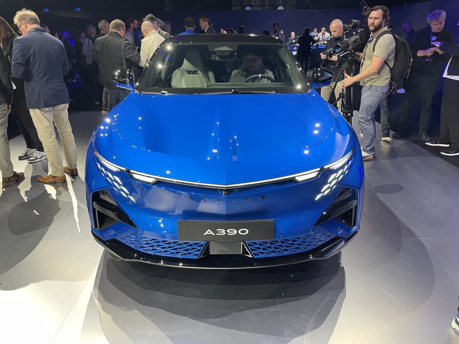 Alpine A390 wyróżnia się z tłumu