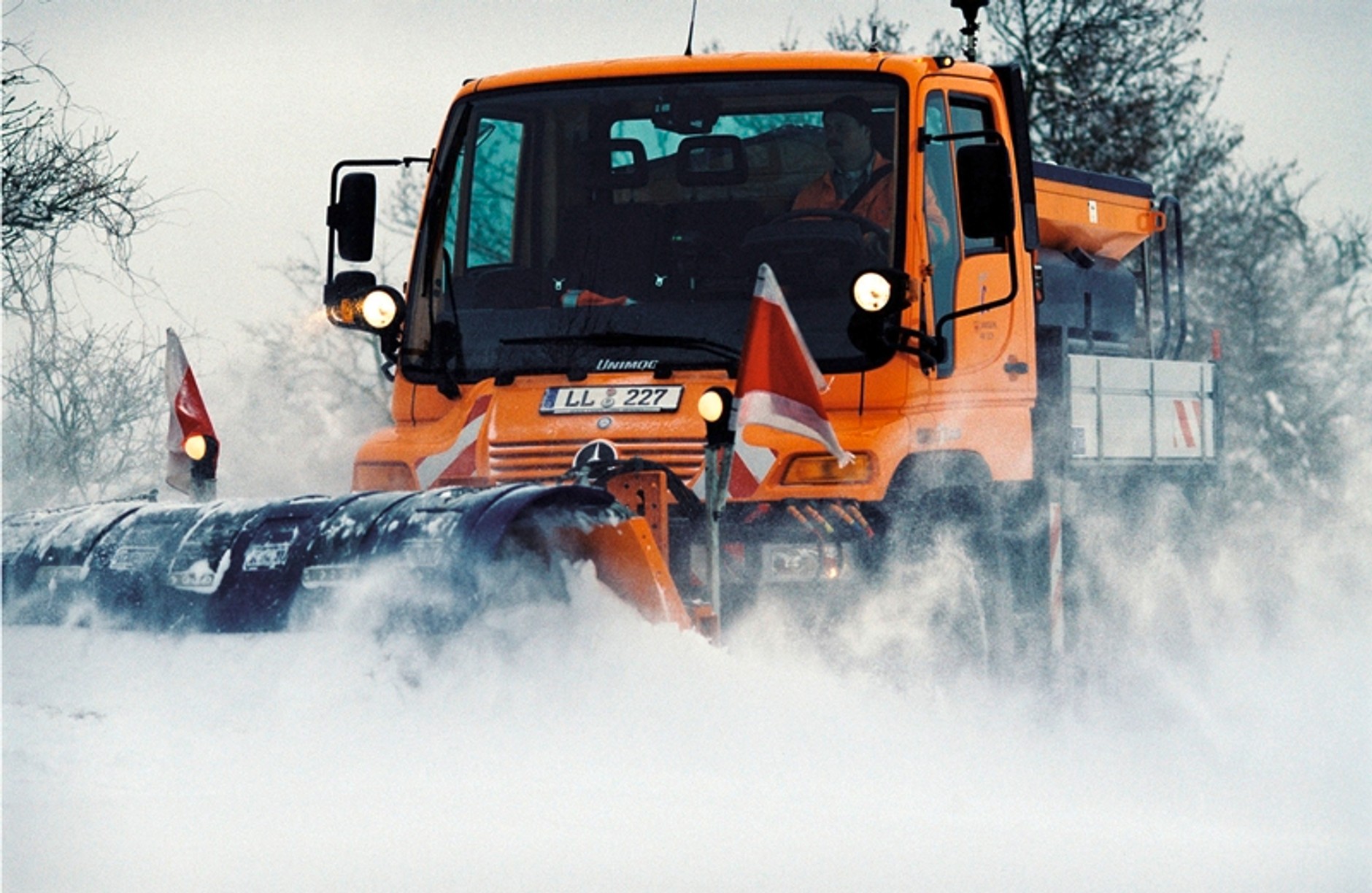 Duuuże ciężarówki dla dużych chłopców