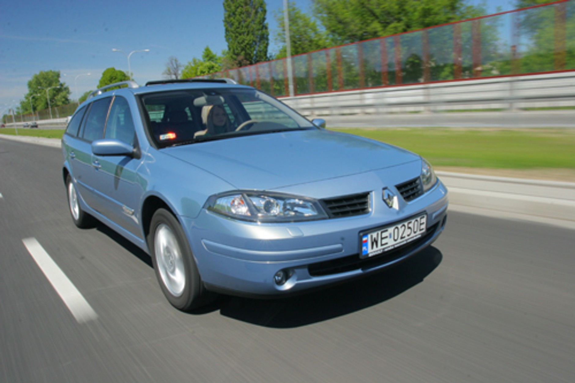 Renault Laguna - Oszczędny elegant