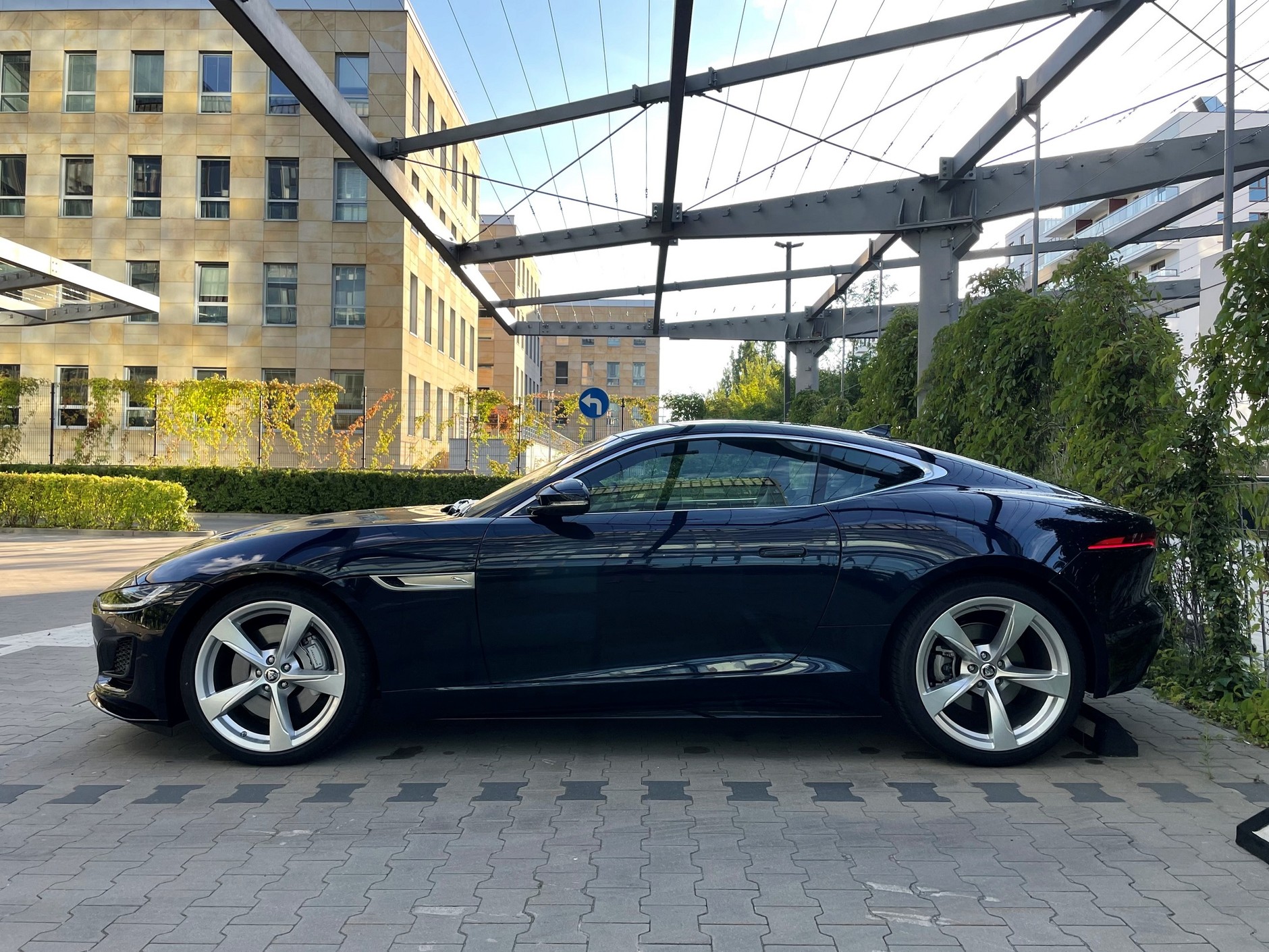 Jaguar F-Type Coupé 2.0 P300 R-Dynamic