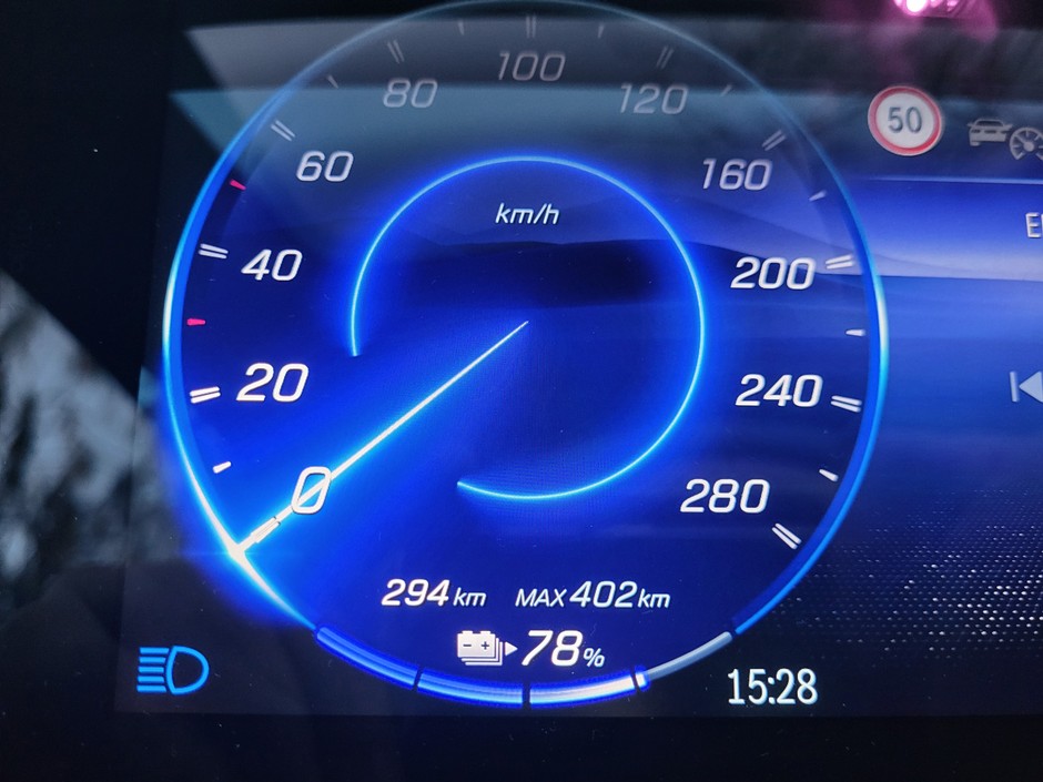 Mercedes AMG EQS 53