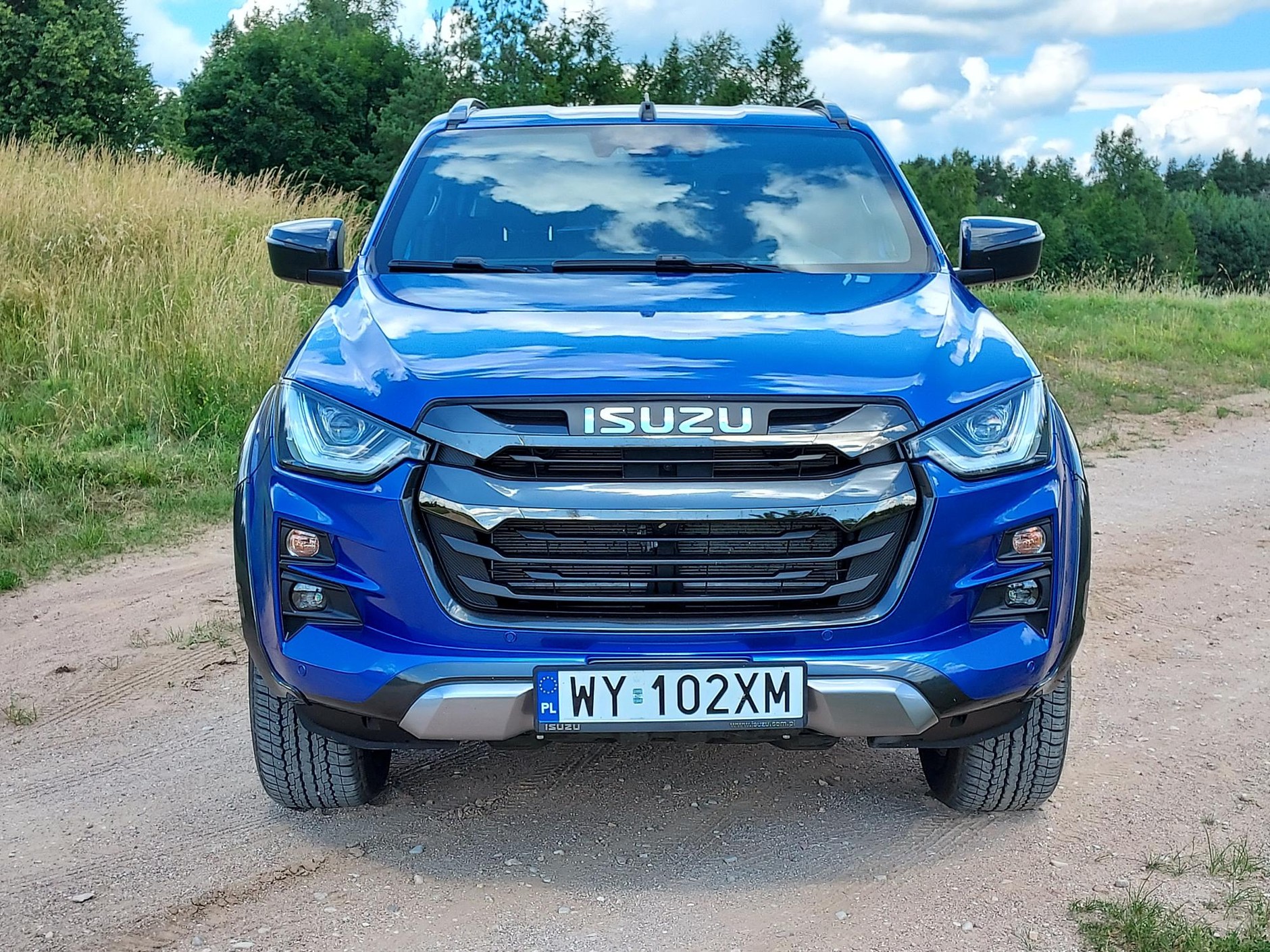 Isuzu D-Max 2023, lifting