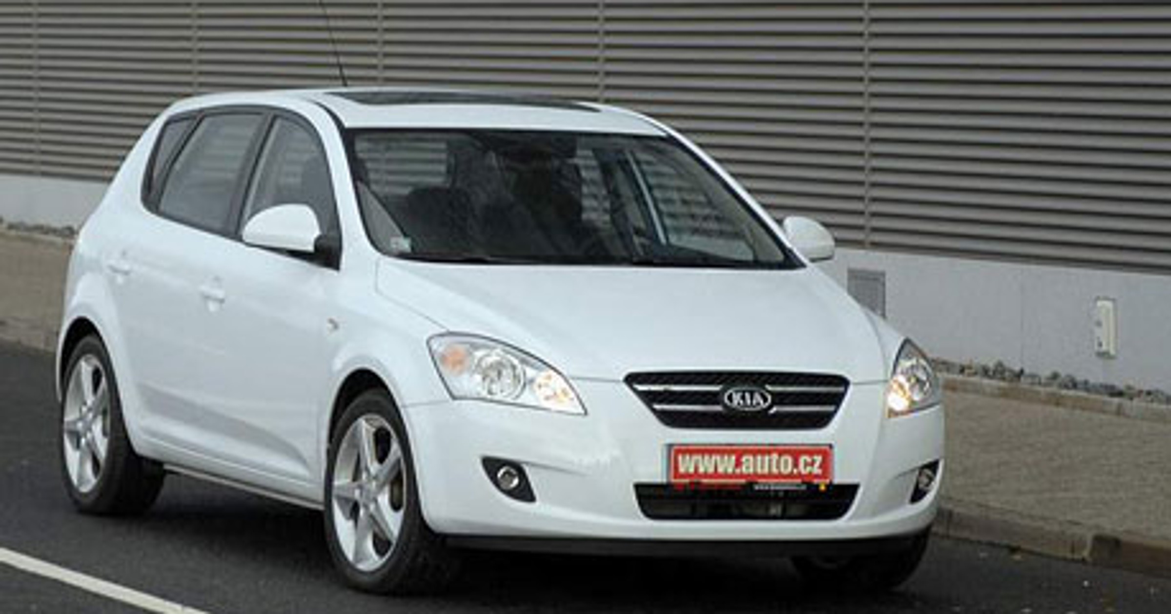 Kia Cee'd 1.6 CRDi - pierwszy test w historii