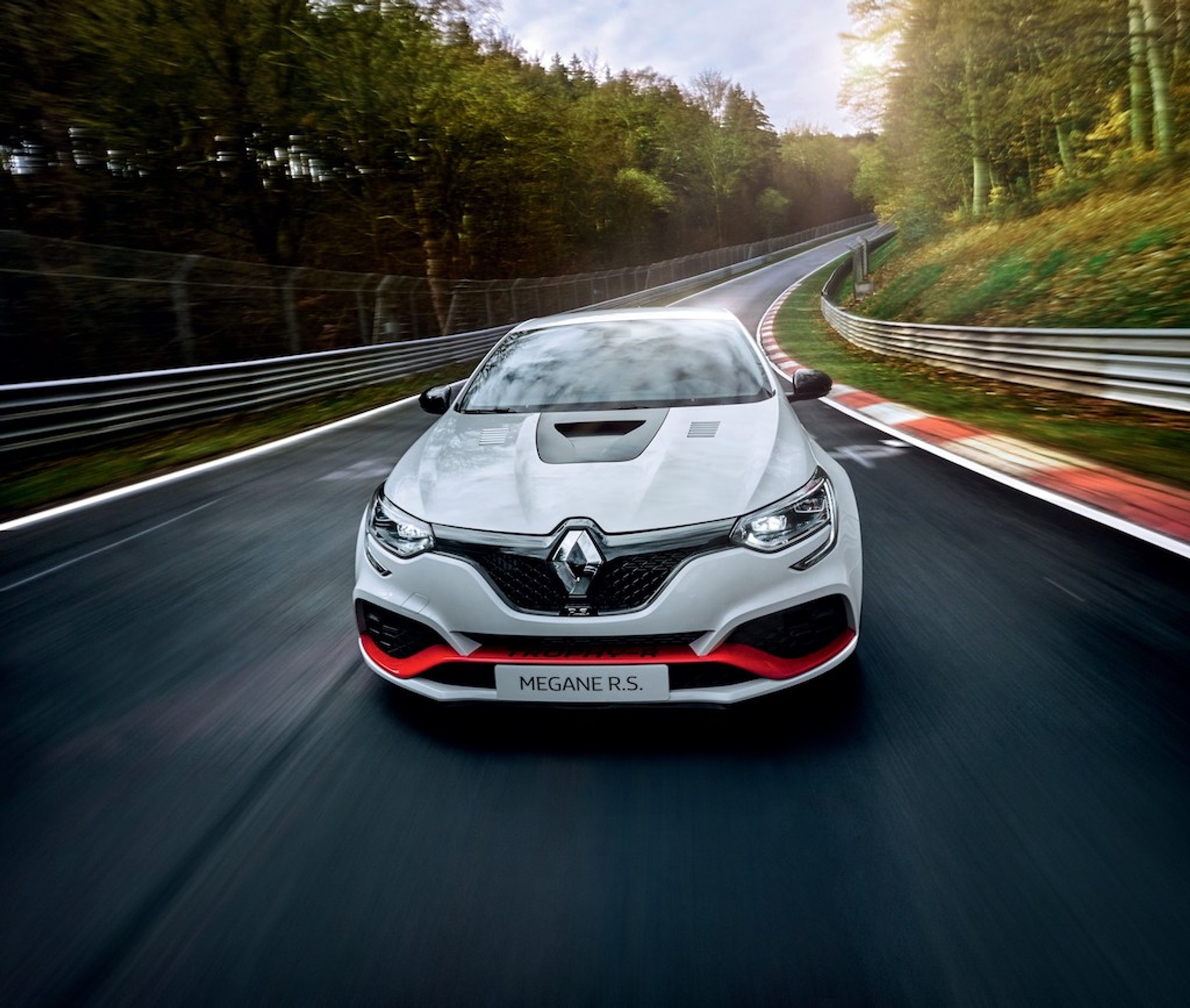 Renault Mégane R.S. Trophy-R – rekordowy wynik