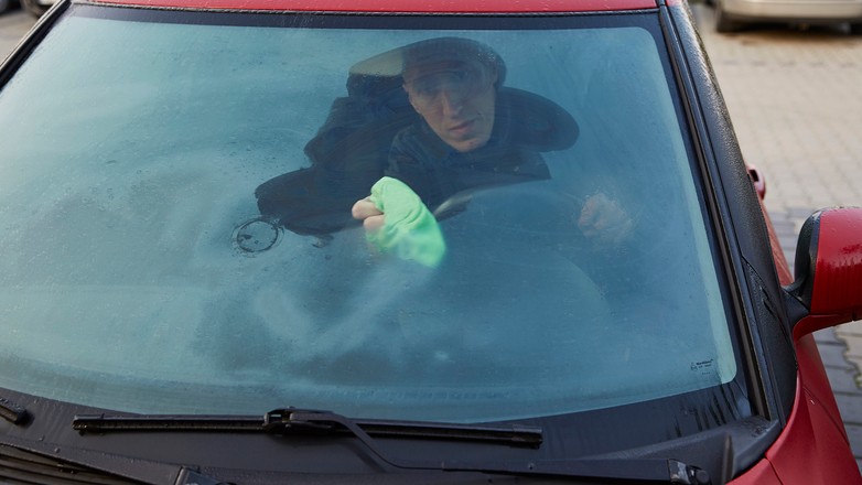 Zaparowane szyby – szmata niewiele tu pomoże, a w każdym razie nie na długo!