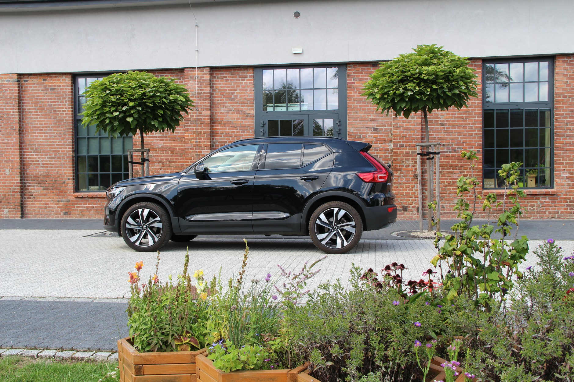 Volvo XC40 B3 Plus Dark