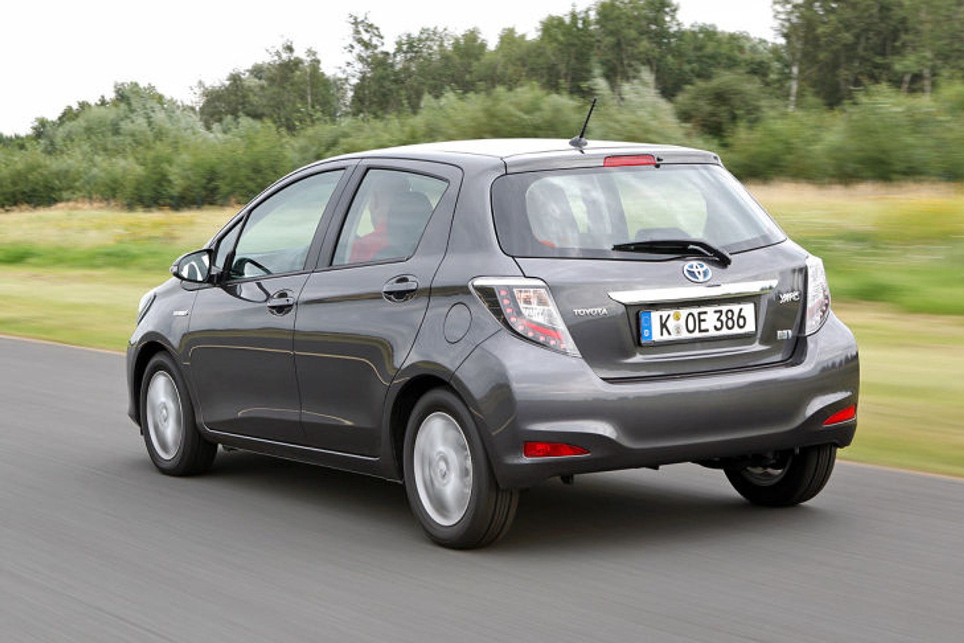 Toyota Yaris Hybrid 1.5 VVT-i Life (100 KM)