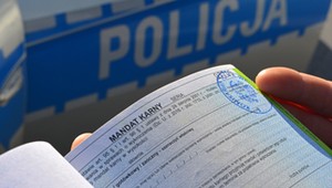 Tysiące wadliwych mandatów u policji. Co mają zrobić kierowcy?