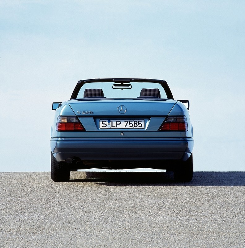 Mercedes W124 Cabrio – z pięknem trzeba obcować