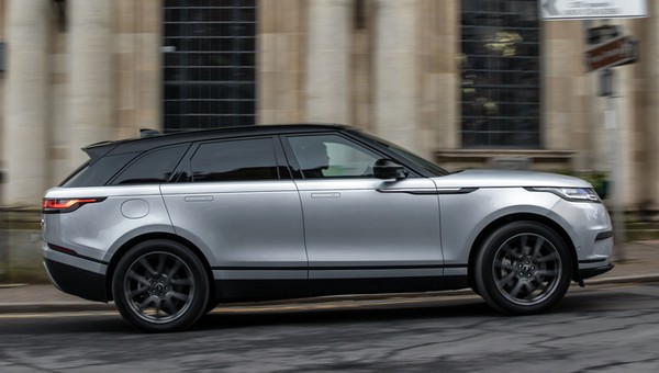 Odrobina luksusu dla Straży Granicznej: Range Rover Velar byłego ministra