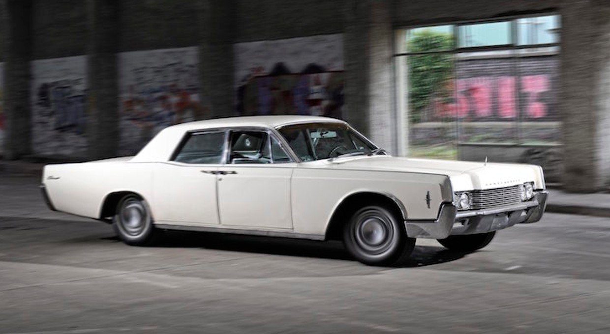 Lincoln Continental - duży, wygodny, drogi