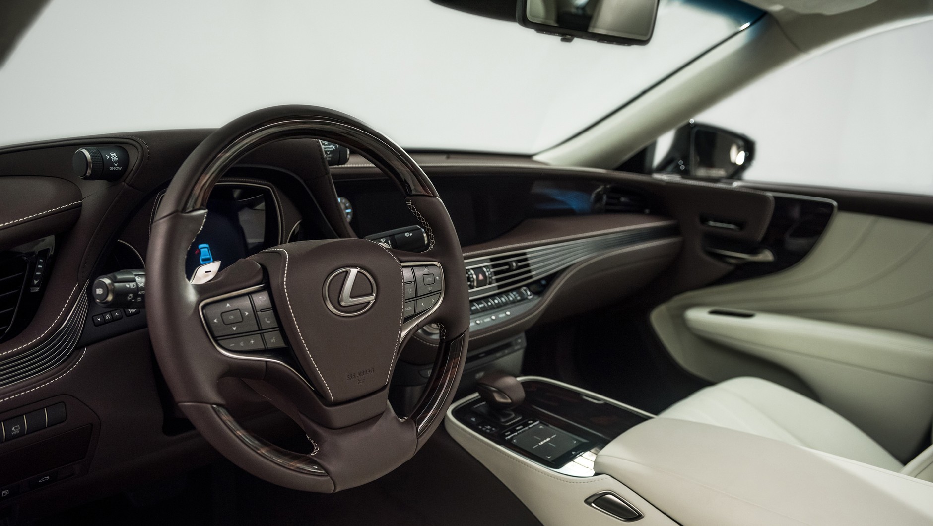 Lexus LS 500