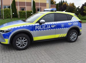 Policja zmienia oznakowanie radiowozów. Można już je spotkać na drogach