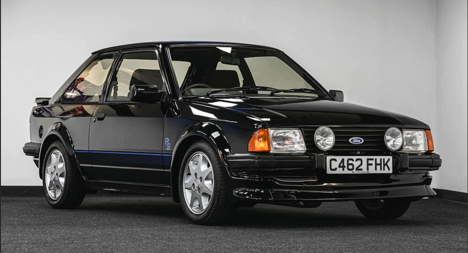 Ford Escort RS Turbo (1985) należący do Lady Diany