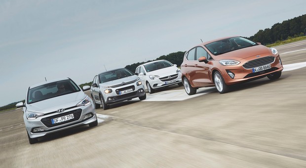 Nowy Ford Fiesta kontra Hyundai i20, Citroen C3 i Opel Corsa 1.0 Ecotec - które miejskie auto jest lepszym wyborem?