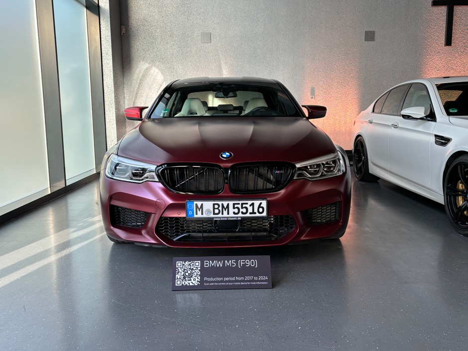 BMW M5 (F90)