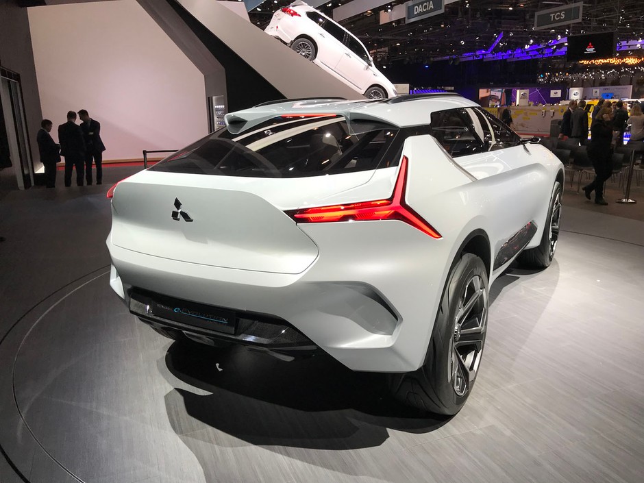 Mitsubishi e-Evolution concept
