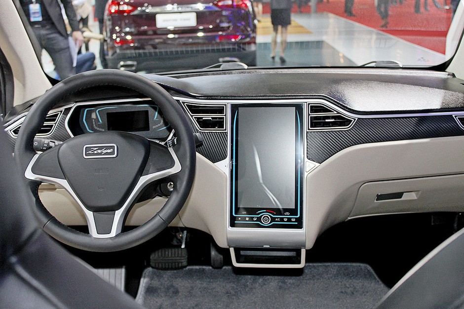 Zotye E30