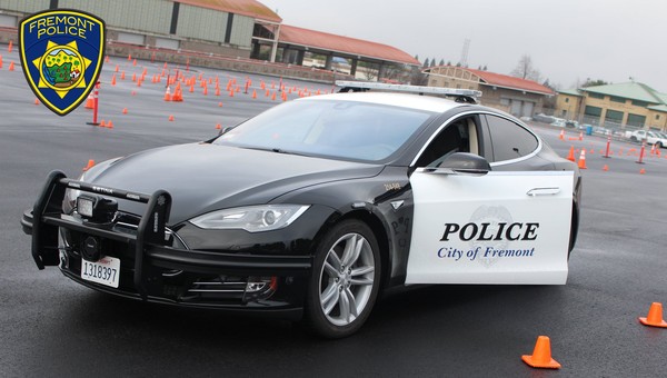 Policyjna Tesla Model S