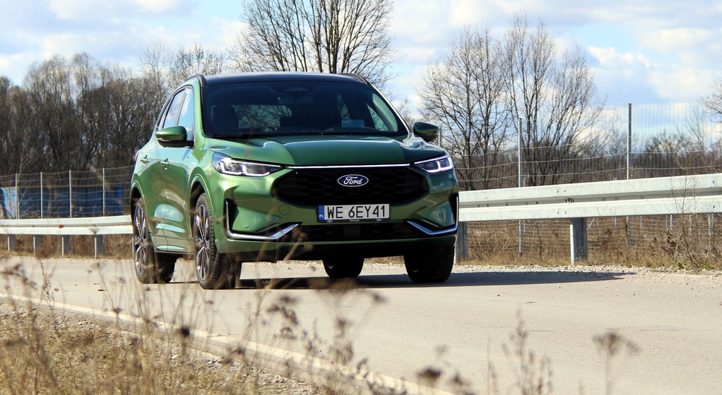 Ford Kuga 2.5 FHEV ST Line X