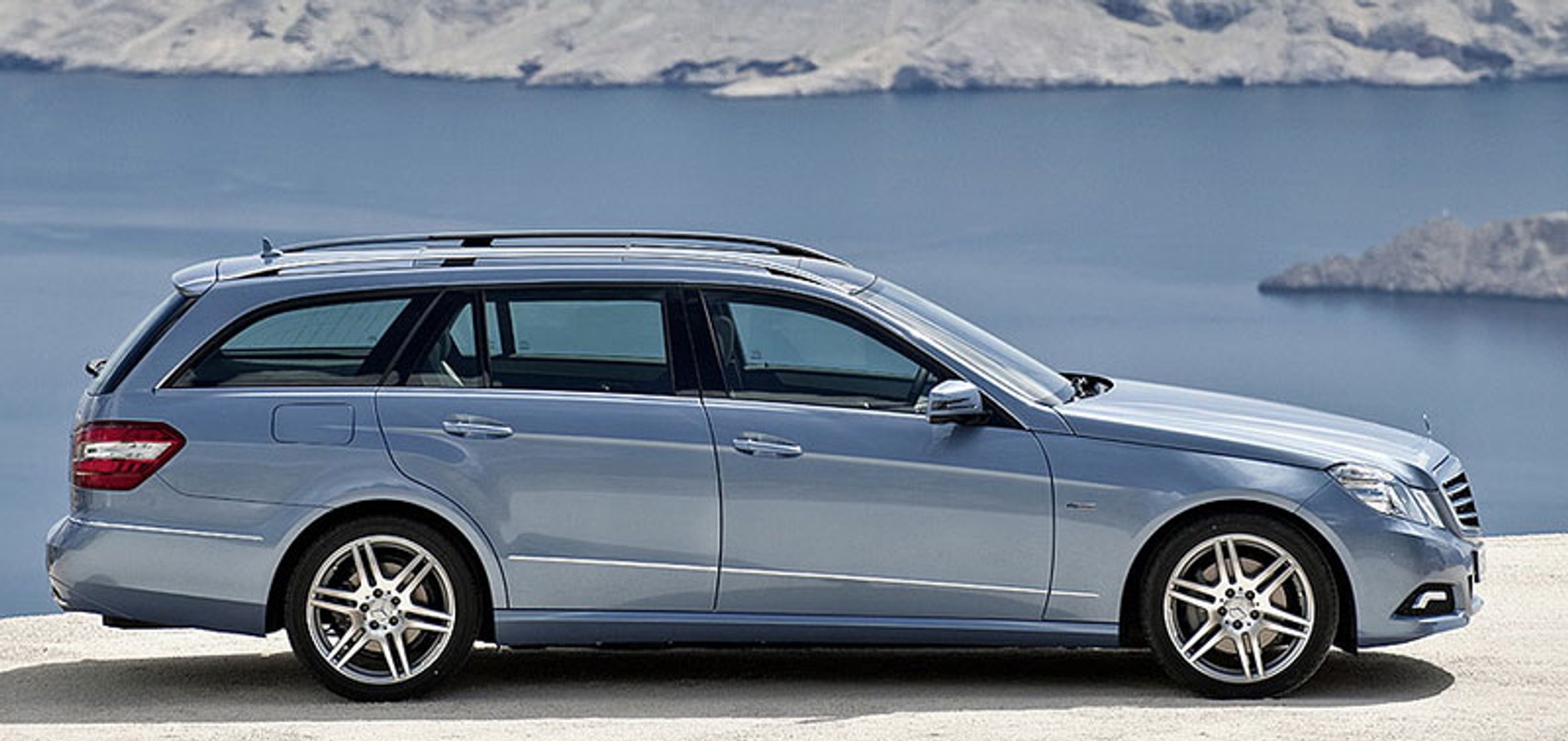 IAA Frankfurt 2009: Mercedes-Benz E-Klasa kombi - nie udało się dotrzymać tajemnicy