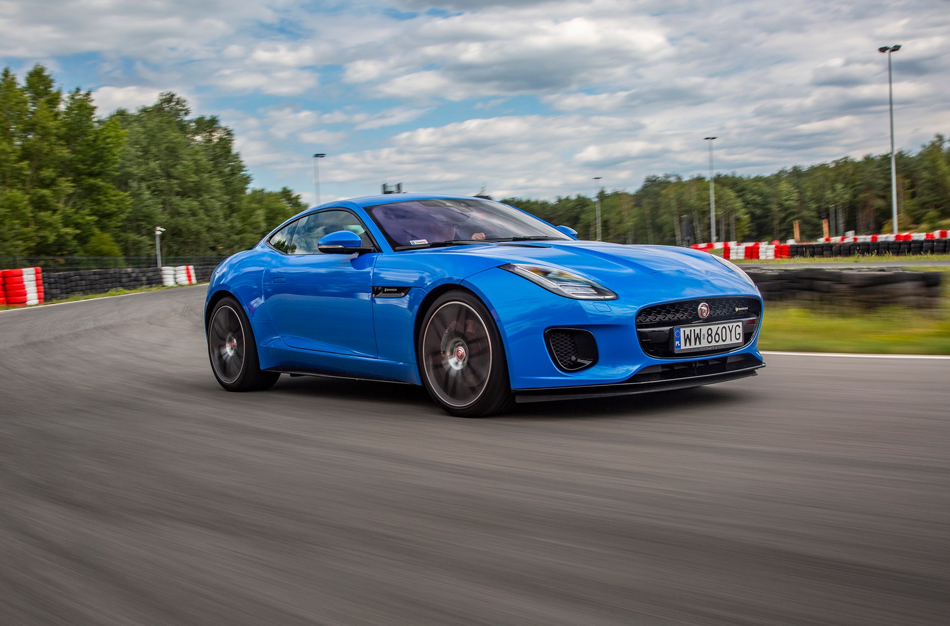 Jaguar F-Type.