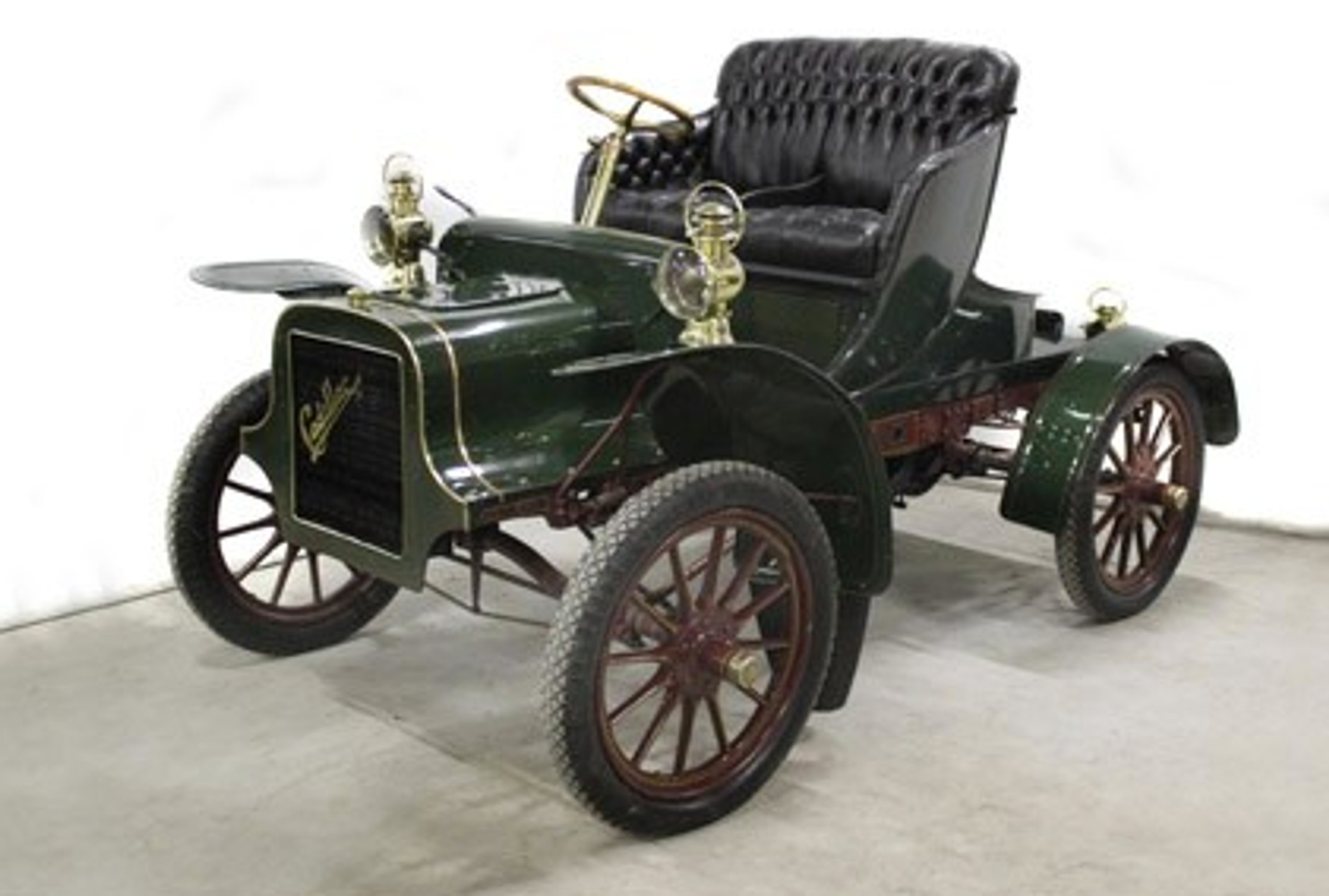 Cadillaki na aukcji COYS