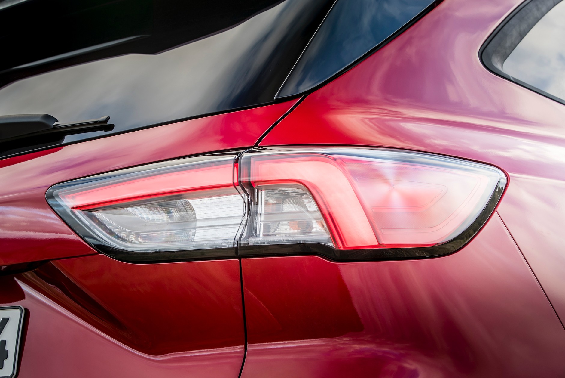 Kuga ST-Line-X EcoBlue Hybrid 059