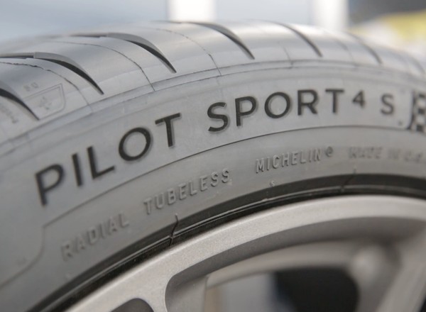 Michelin Pilot Experience - jak testuje się opony?
