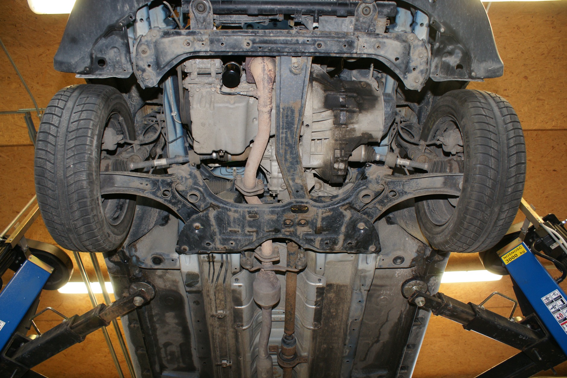 Krok 2: rozbrojone podwozie