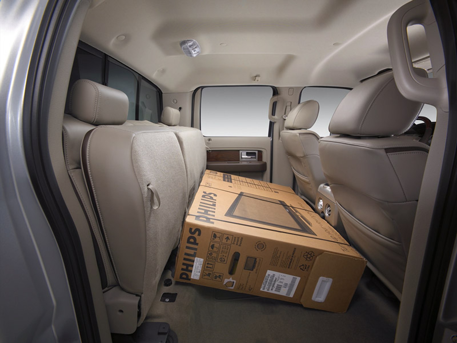 Ford F-150: legendarny pickup z nową twarzą (+ wideo)