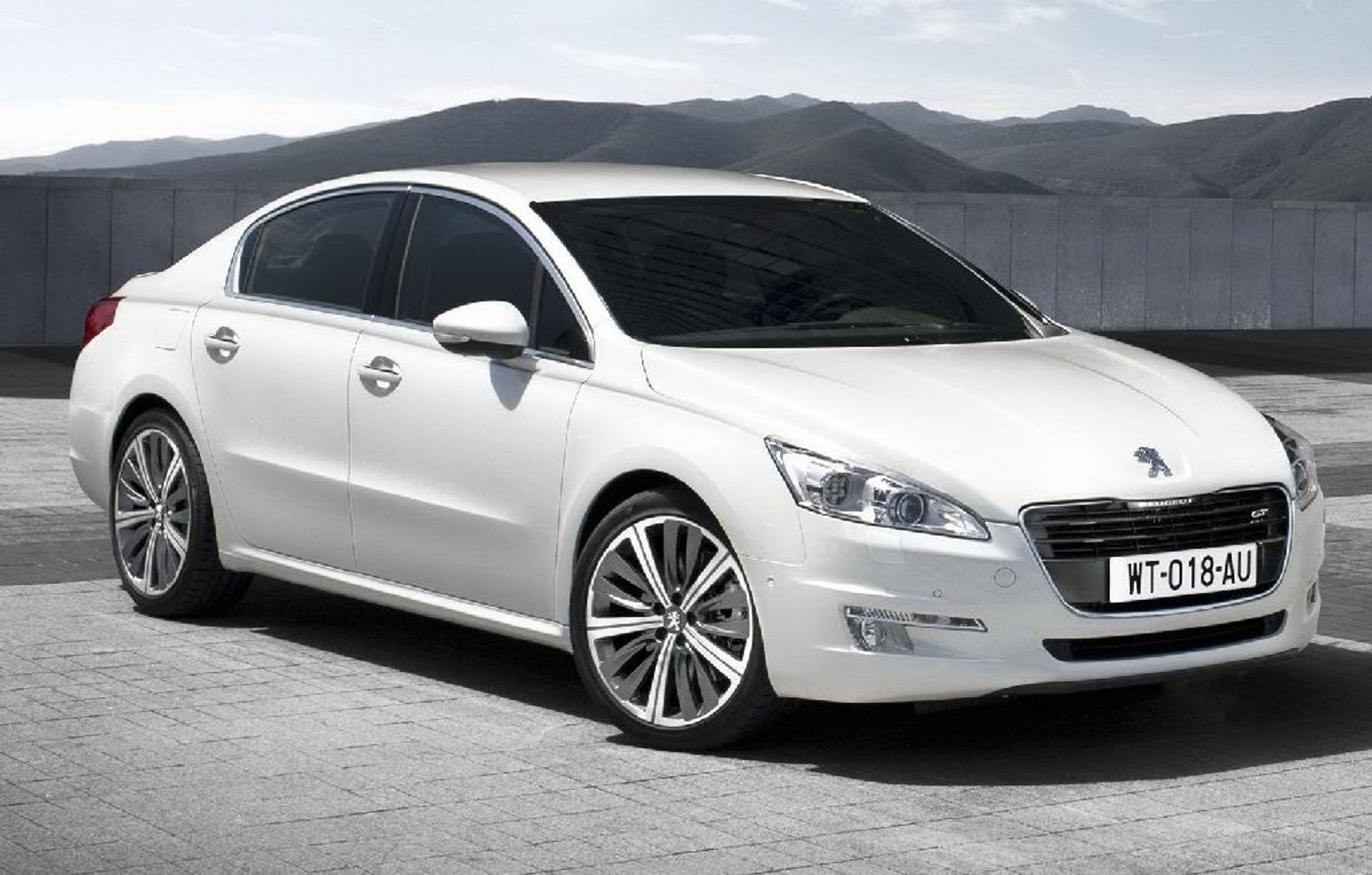 Peugeot 508 - Francuzi grają w numerki