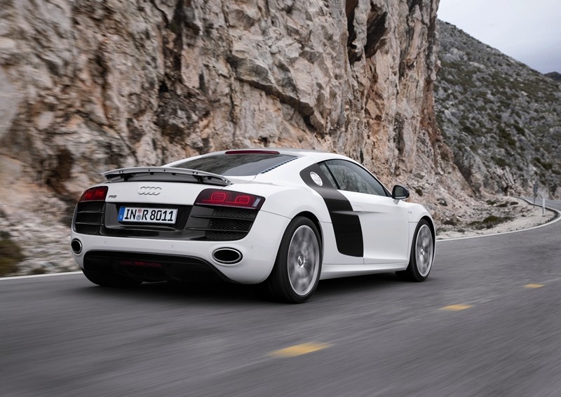 Wariat oddał za darmo Audi R8 przypadkowym osobom