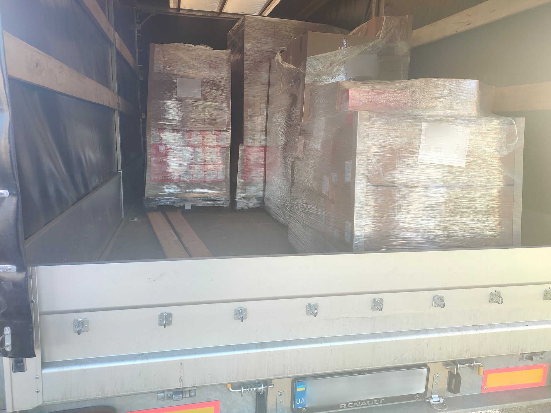 Kontrolowany pojazd podczas kontroli na punkcie kontrolnym opolskiej ITD