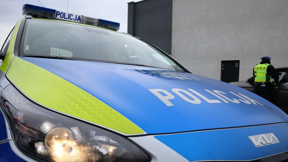 Prawie "setką" w zabudowanym. Policjanci nie mieli litości dla kierowcy Jeepa