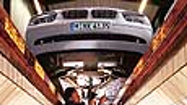 Miliony aut z defektem