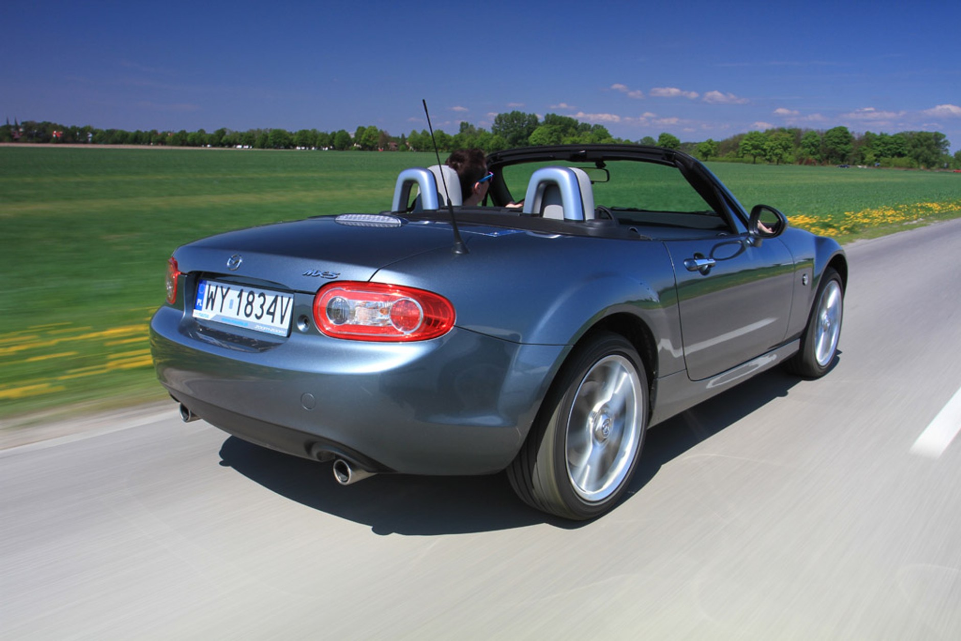 Mazda MX-5 znów z miękkim dachem