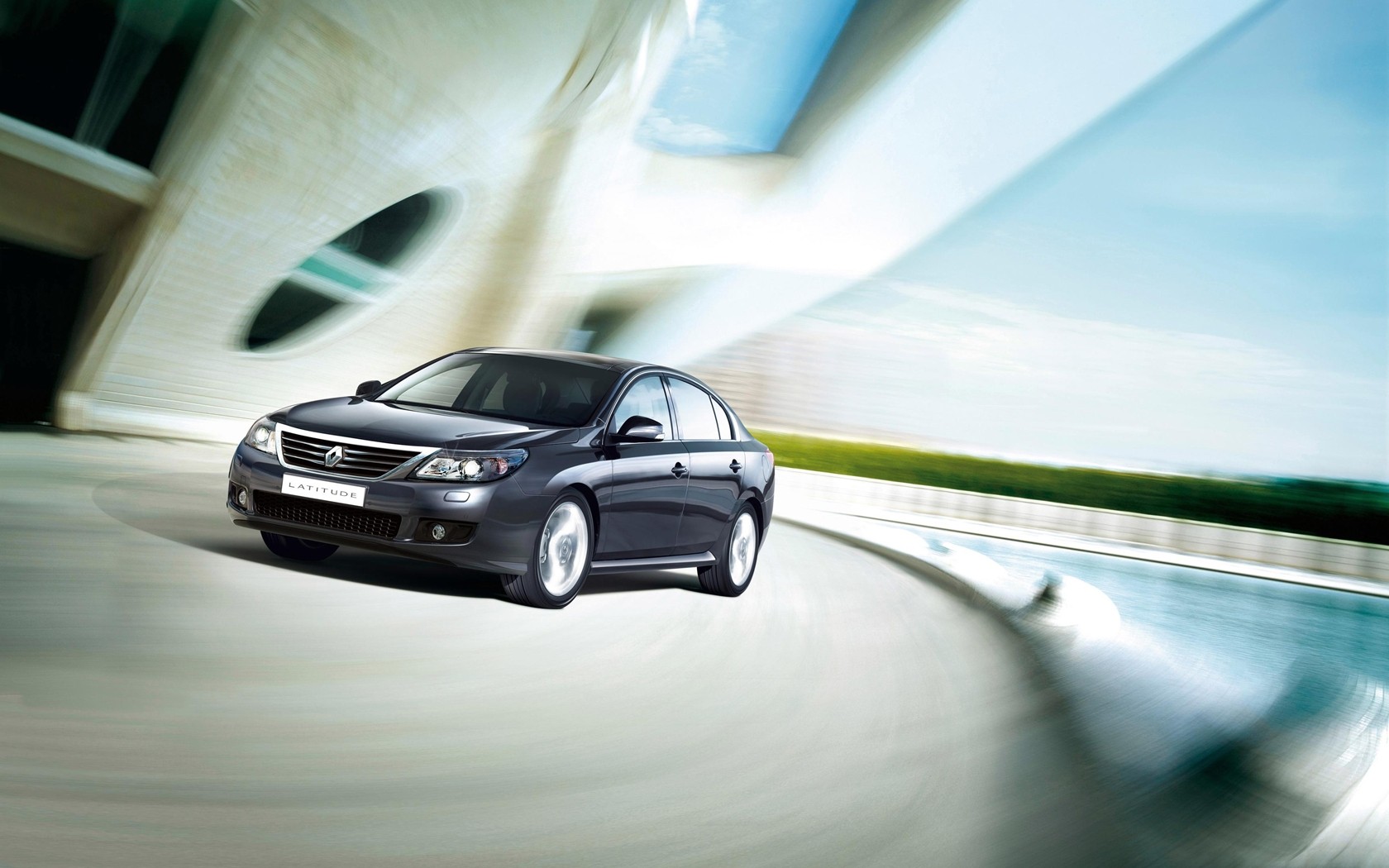 Renault Latitude