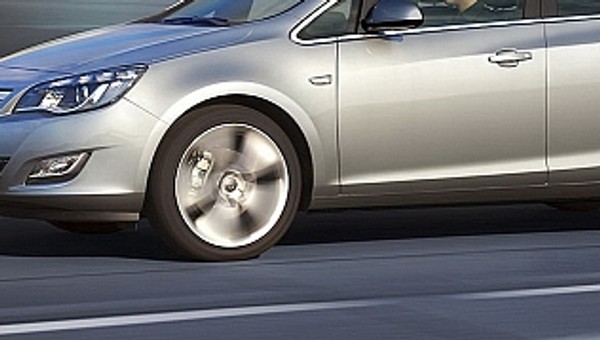 Nowy Opel Astra - Kompakty nie muszą być nudne!