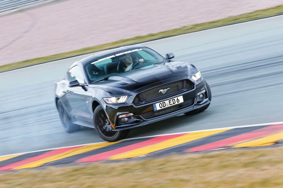 Galopujący Ford - Test Forda Mustanga GT