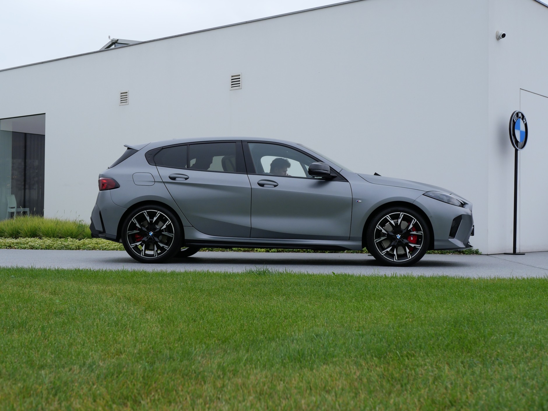 Nowe BMW serii 1 (2024)