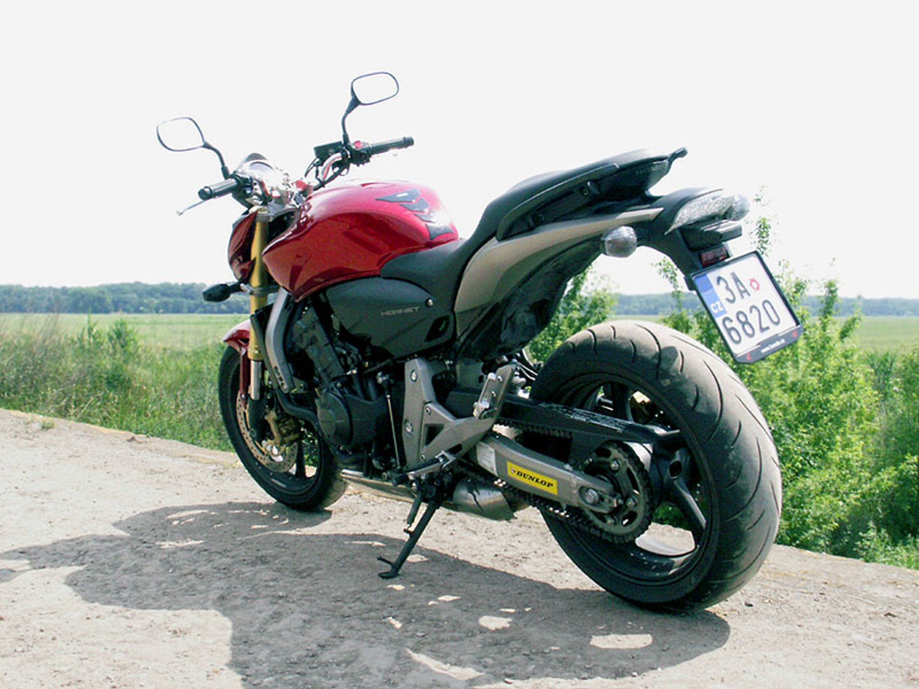 Honda CB600F Hornet: szerszeń z nowymi skrzydłami