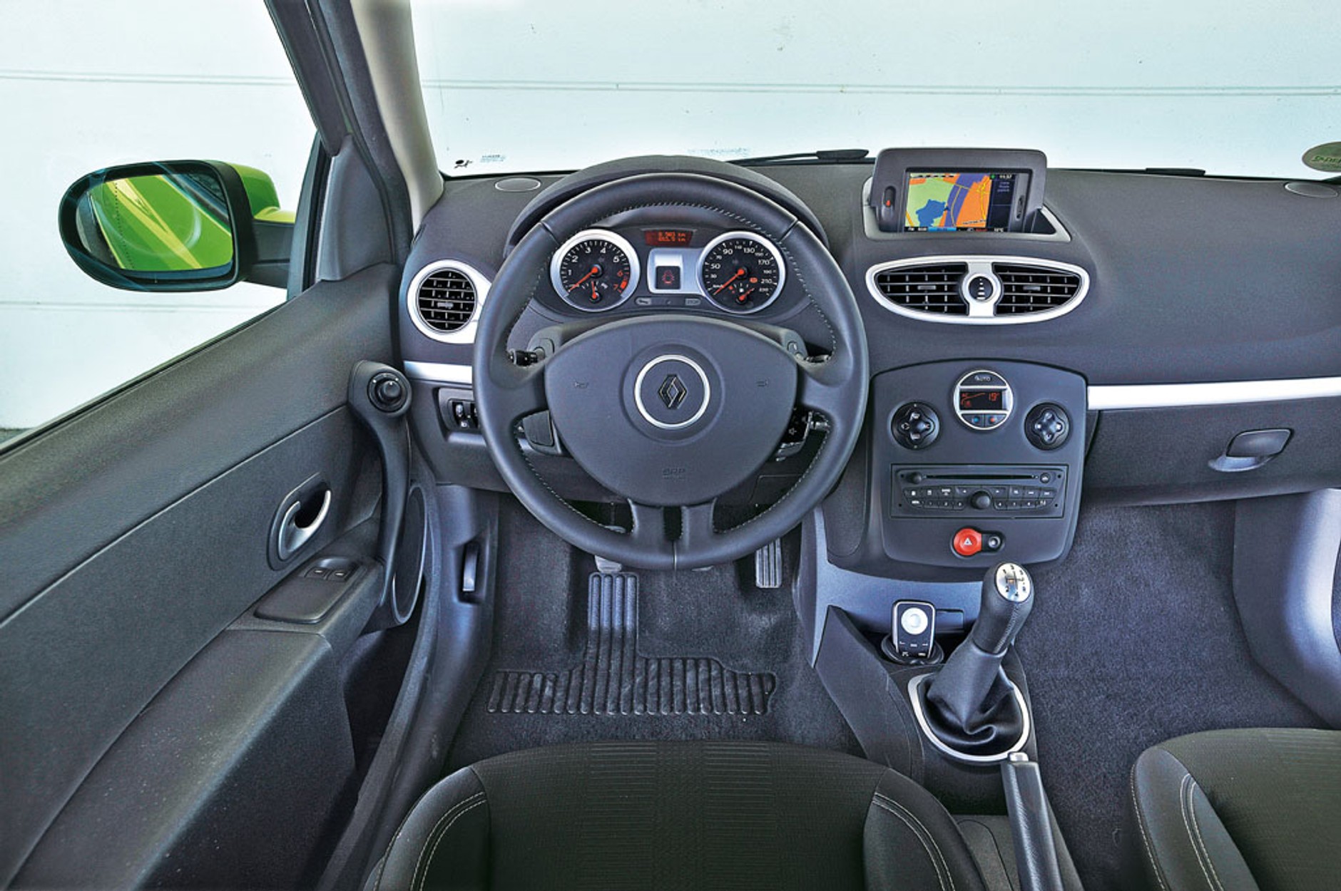 Klasa B - prawie, czy już kompakty? Mazda 2 kontra Opel Corsa, Renault Clio i Volkswagen Polo