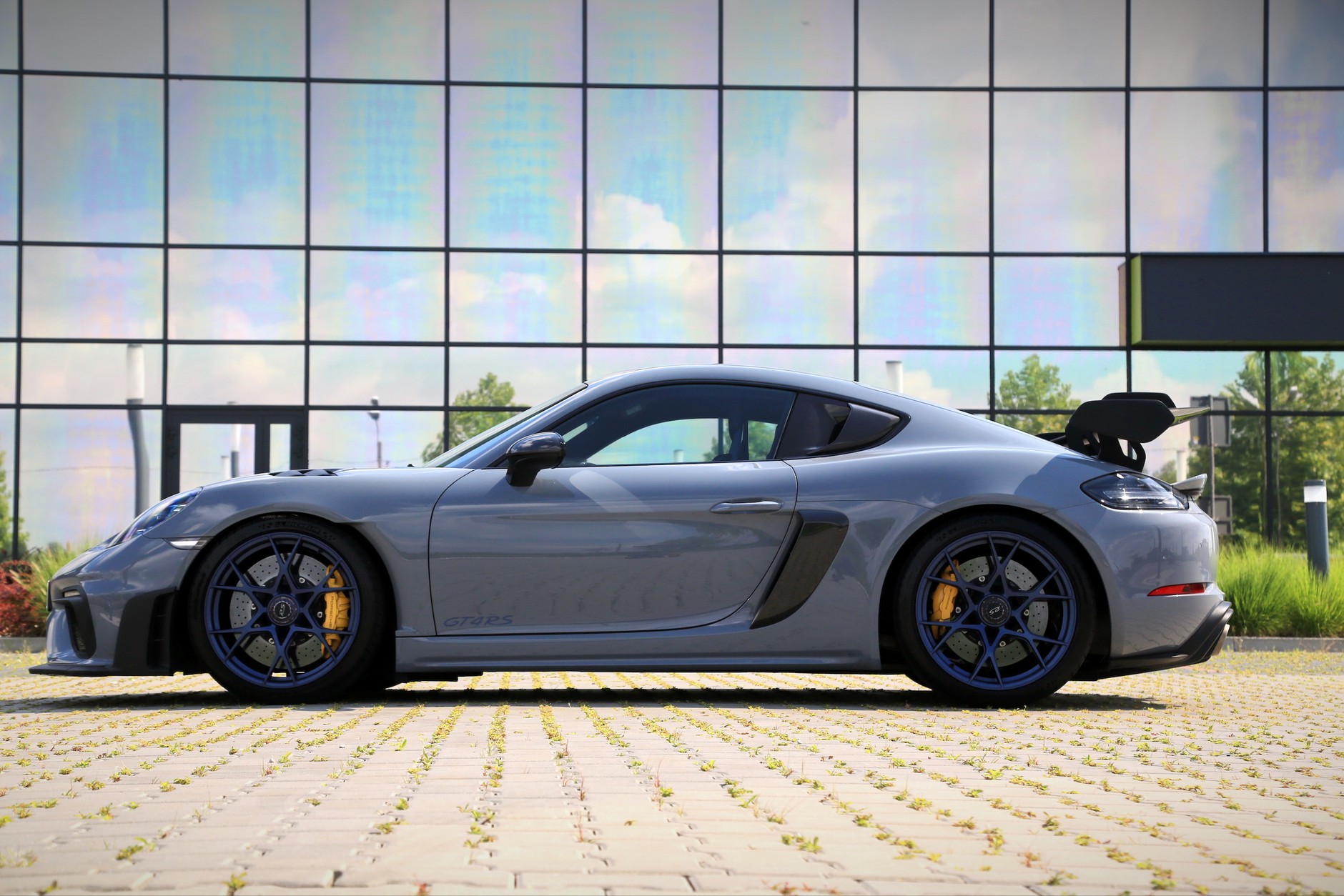 Porsche 718 Cayman GT4 RS (2022 r.; 982)