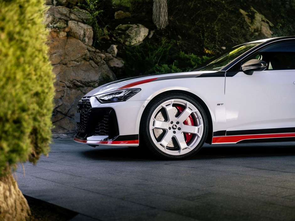 Audi RS6 Avant GT ma obniżone o 10 mm zawieszenie (gwintowane!)