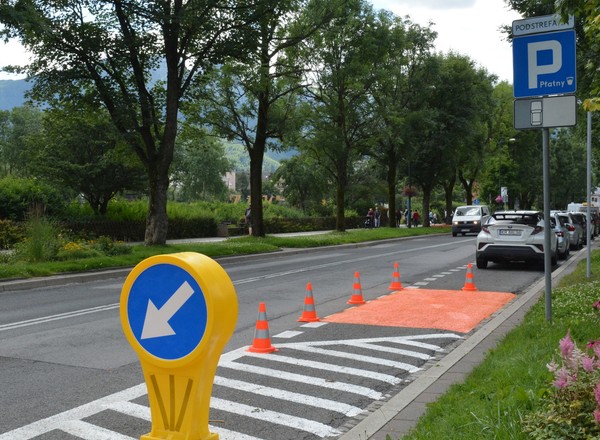 Pomarańczowe koperty i nowy cennik. Jak teraz się parkuje w w Zakopanem?